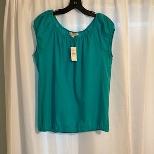Loft Green cap sleeve summer top. Beautiful summer color. New with tag.